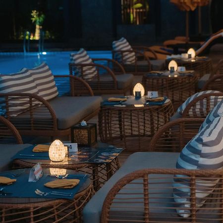 Wekata Luxury Hotel Luaran gambar